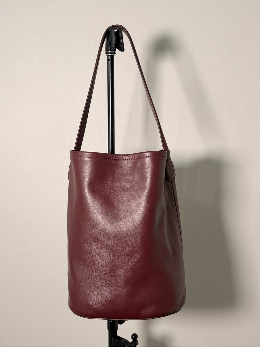NWOT New JCrew Berkeley big bucket bag in leather